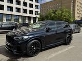 BMW X5 2022 года за 43 000 000 тг. в Астана – фото 2