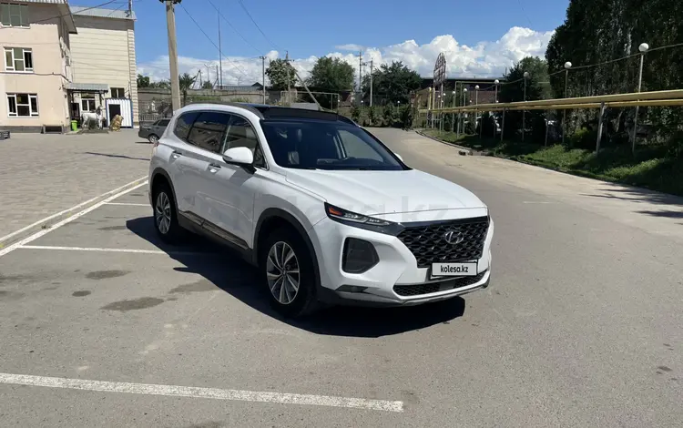 Hyundai Santa Fe 2020 года за 12 500 000 тг. в Алматы