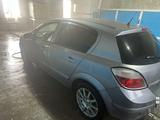 Opel Astra 2004 года за 2 300 000 тг. в Караганда – фото 4