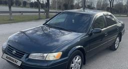 Toyota Camry 1998 года за 2 700 000 тг. в Семей – фото 3