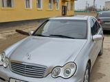 Mercedes-Benz C 320 2002 года за 4 200 000 тг. в Актау – фото 2