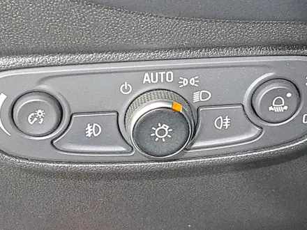 Chevrolet Equinox 2021 года за 8 990 000 тг. в Астана – фото 26