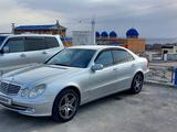 Mercedes-Benz E 240 2003 года за 5 600 000 тг. в Актау