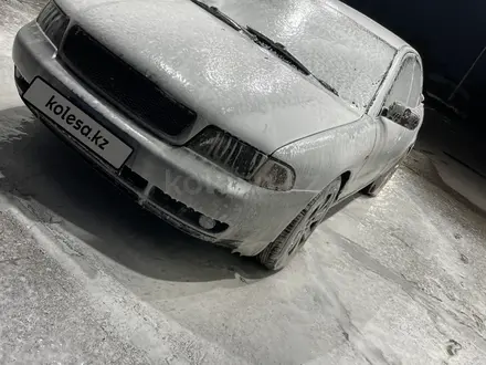 Audi A4 1995 года за 2 300 000 тг. в Караганда