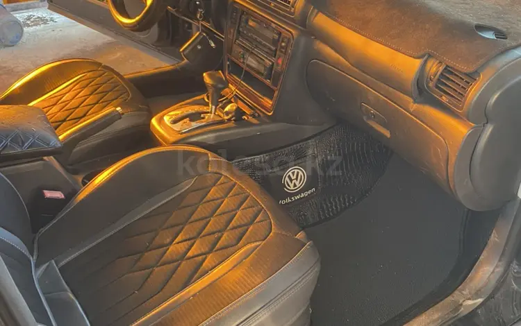 Volkswagen Passat 2004 года за 1 550 000 тг. в Алматы