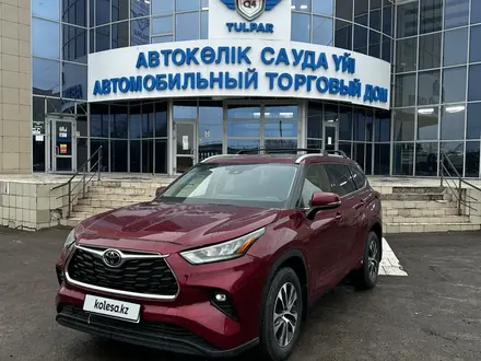 Toyota Highlander 2022 года за 24 200 000 тг. в Уральск