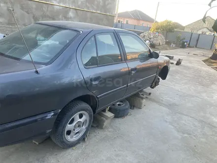 Nissan Primera 1995 года за 600 000 тг. в Атырау – фото 3