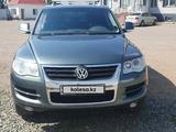 Volkswagen Touareg 2007 годаүшін5 900 000 тг. в Экибастуз