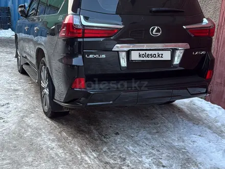 Lexus LX 570 2017 года за 42 000 000 тг. в Алматы – фото 2