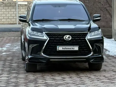 Lexus LX 570 2017 года за 42 000 000 тг. в Алматы