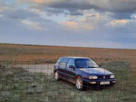 Volkswagen Golf 1995 года за 1 200 000 тг. в Тараз – фото 3