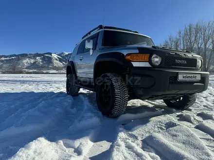 Toyota FJ Cruiser 2006 года за 13 500 000 тг. в Алматы – фото 8