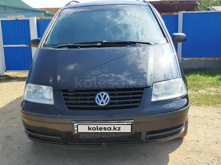 Volkswagen Sharan 2002 года за 3 600 000 тг. в Кокшетау