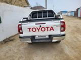 Toyota Hilux 2023 года за 21 500 000 тг. в Актау