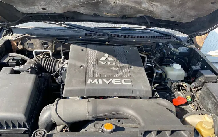 Двигатель 6g75 Mivec, на мицубиси паджеро4, Mitsubishi pajero4 за 1 200 000 тг. в Алматы