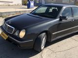 Mercedes-Benz E 320 2001 года за 4 480 000 тг. в Жанаозен – фото 2