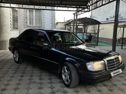 Mercedes-Benz E 230 1992 года за 1 350 000 тг. в Тараз – фото 7