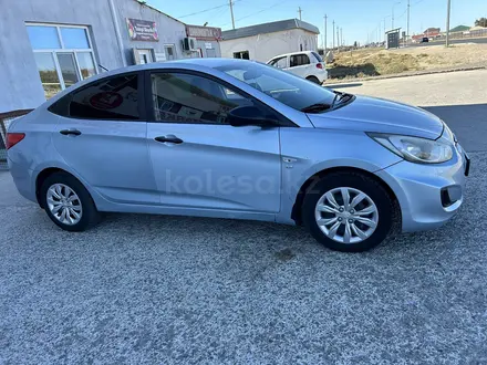 Hyundai Accent 2011 года за 4 575 897 тг. в Атырау – фото 3