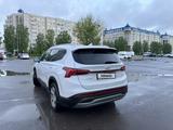 Hyundai Santa Fe 2023 годаүшін16 800 000 тг. в Астана – фото 3