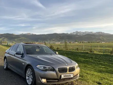 BMW 530 2011 года за 11 000 000 тг. в Алматы – фото 2