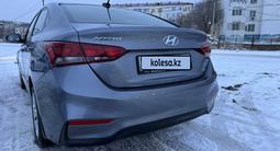 Hyundai Accent 2018 года за 6 600 000 тг. в Атырау – фото 4