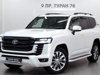 Toyota Land Cruiser Premium 2022 года за 50 000 000 тг. в Астана