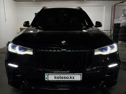BMW X7 2021 года за 55 000 000 тг. в Астана – фото 2