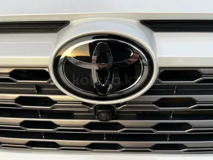 Toyota RAV4 2021 годаүшін21 800 000 тг. в Актобе – фото 5