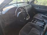 Kia Carnival 2002 года за 3 000 000 тг. в Шымкент – фото 5