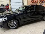 BMW 530 2018 года за 14 500 000 тг. в Шымкент – фото 2