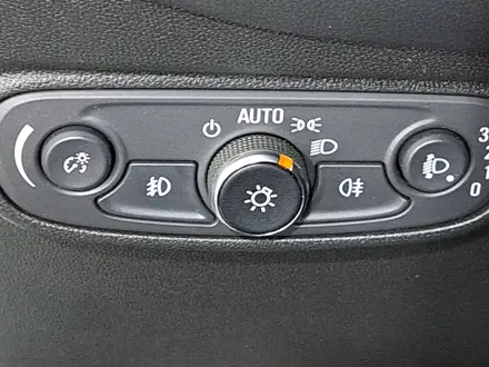Chevrolet Equinox 2021 года за 8 750 000 тг. в Астана – фото 17