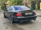 Mercedes-Benz E 320 2004 года за 6 300 000 тг. в Тараз – фото 4