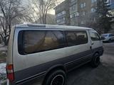 Toyota Hiace 1996 года за 3 000 000 тг. в Алматы