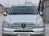 Mercedes-Benz ML 320 2001 годаүшін2 900 000 тг. в Тараз