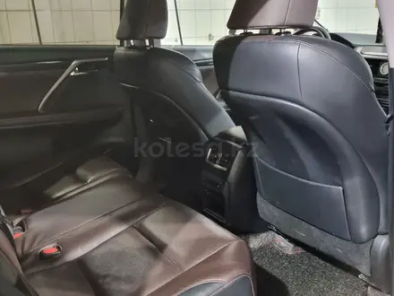 Lexus RX 200t 2018 года за 24 000 000 тг. в Актобе – фото 10