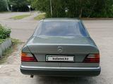 Mercedes-Benz E 200 1992 годаfor1 800 000 тг. в Караганда – фото 4