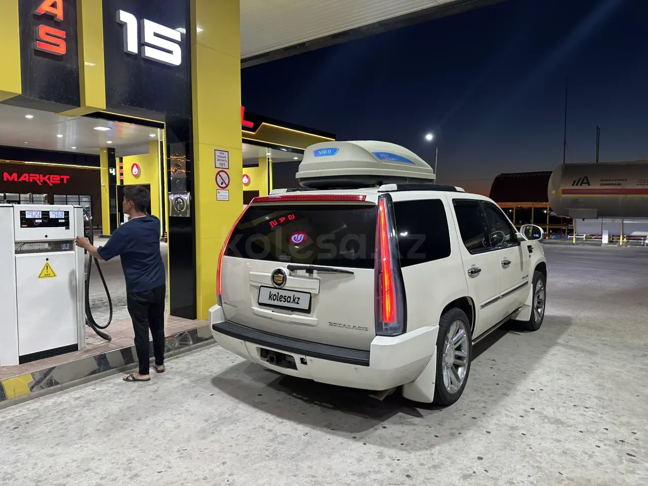 Cadillac Escalade, 2013