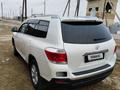 Toyota Highlander 2013 года за 6 800 000 тг. в Уральск – фото 2