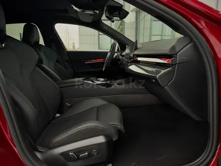 BMW 530 XDrive 2025 года за 54 500 000 тг. в Усть-Каменогорск – фото 15