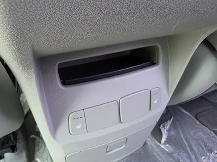 Kia Carnival 2016 года за 10 500 000 тг. в Алматы – фото 12