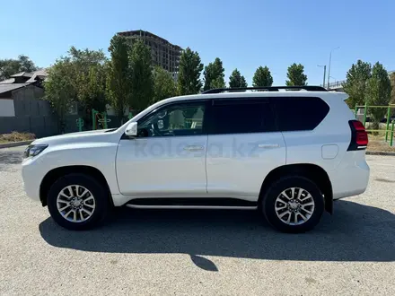 Toyota Land Cruiser Prado 2018 года за 24 000 000 тг. в Атырау – фото 7