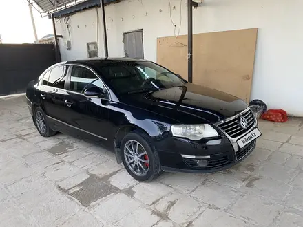 Volkswagen Passat 2007 года за 4 500 000 тг. в Жанаозен – фото 9