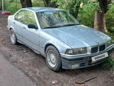 BMW 318 1992 года за 1 100 000 тг. в Алматы