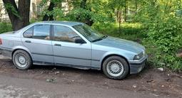 BMW 318 1992 годаүшін1 100 000 тг. в Алматы – фото 2