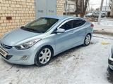 Hyundai Elantra 2013 года за 2 900 000 тг. в Уральск