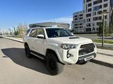 Toyota 4Runner 2016 года за 15 500 000 тг. в Астана