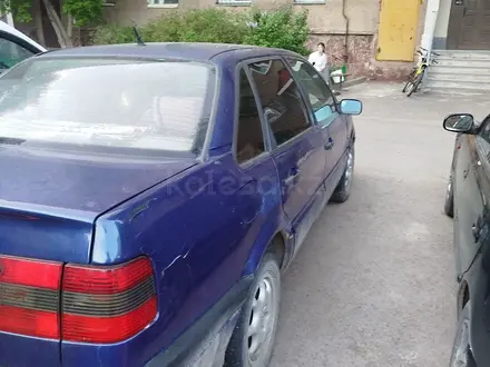 Volkswagen Passat 1995 года за 900 000 тг. в Астана – фото 6