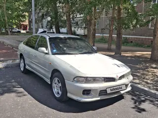 Mitsubishi Galant