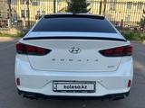 Hyundai Sonata 2019 года за 9 900 000 тг. в Алматы – фото 5