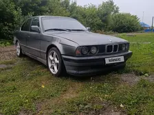 BMW 5 Series, 1990